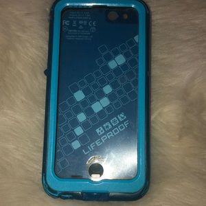 LifeProof Waterproof Case for IPhone 6 with backup battery. Good Condition